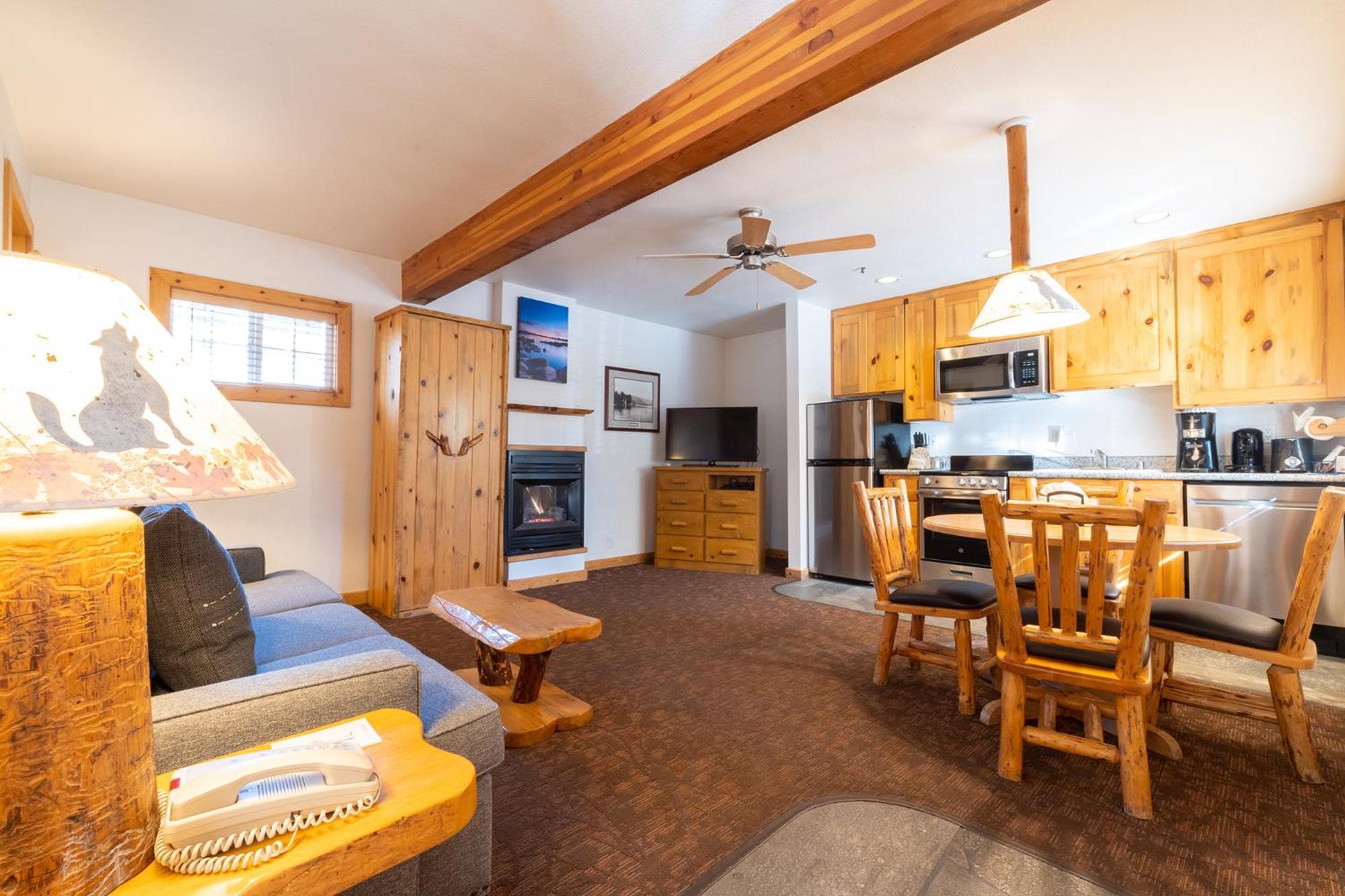 Red Wolf Lakeside Lodge Tahoe Vista Exterior foto